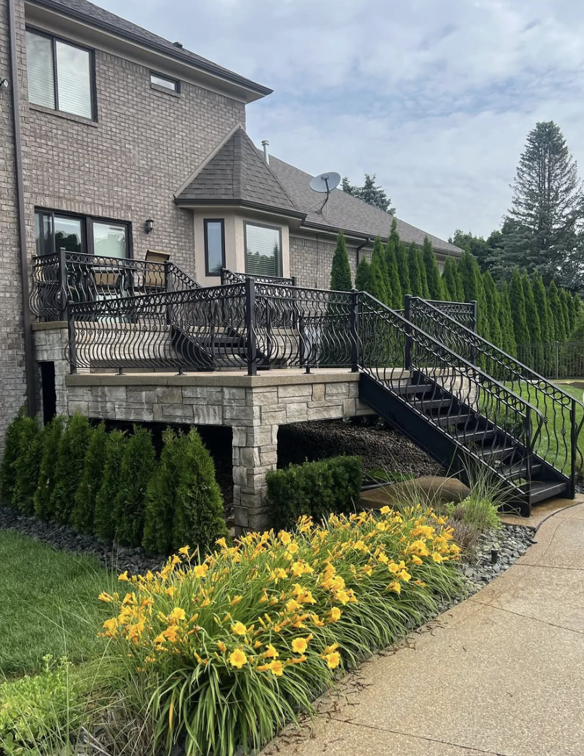 Customized Deck Railings in Warren, MI | San Marino - Oakland%20Deck%20Rails